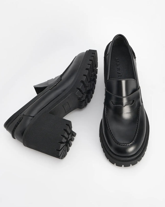 Zumes Thick Heeled Black Loafer -379