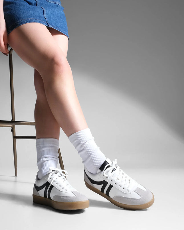 Tiyone Lace-up Flat Sole Sports Shoes White -256