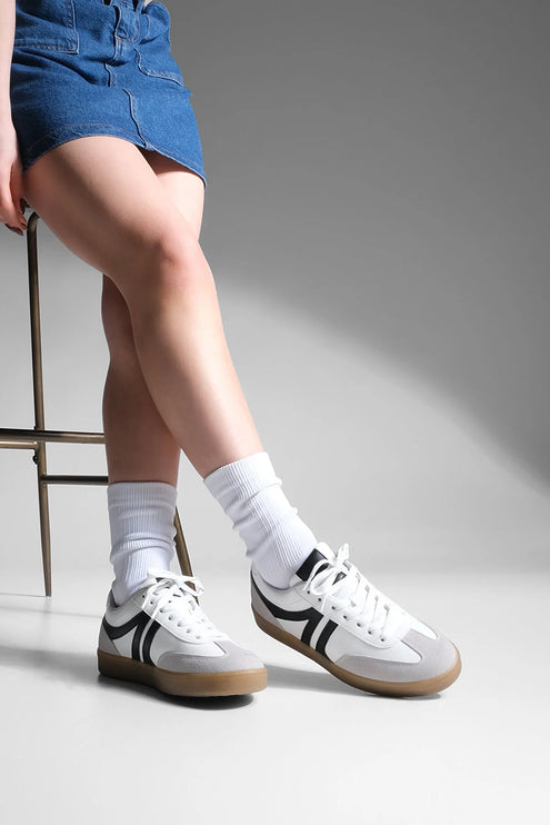 Tiyone Lace-up Flat Sole Sports Shoes White -256