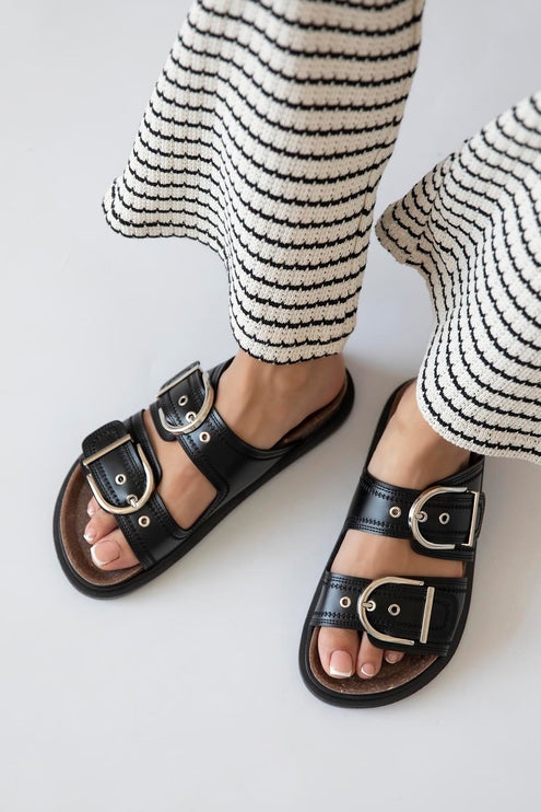 Chelsa Women's Buckle Detail Daily Comfort Slippers Beige