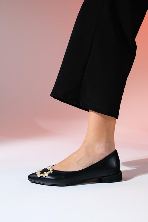 حذاء باليرينا نسائي من GHENT باللون البيج واللؤلؤ F76