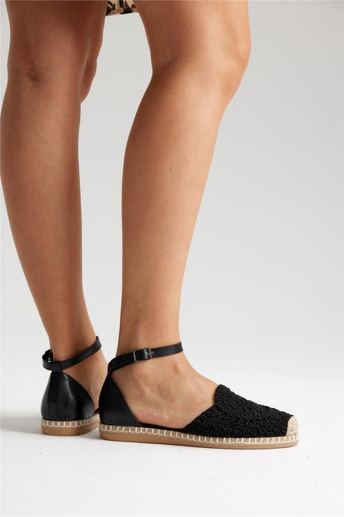 حذاء إسبادريل نسائي من Dipon باللون الأسود الطبيعي ●1