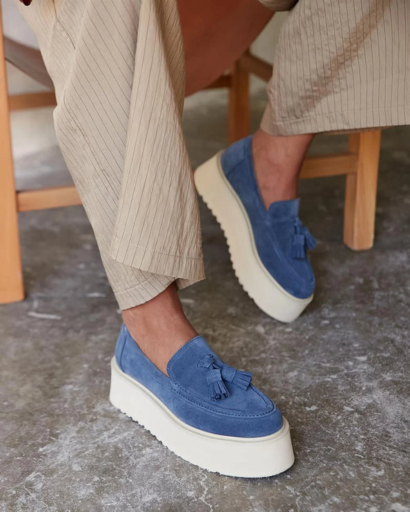 حذاء أوكسفورد نسائي من جلد الغزال باللون الأزرق الداكن -392