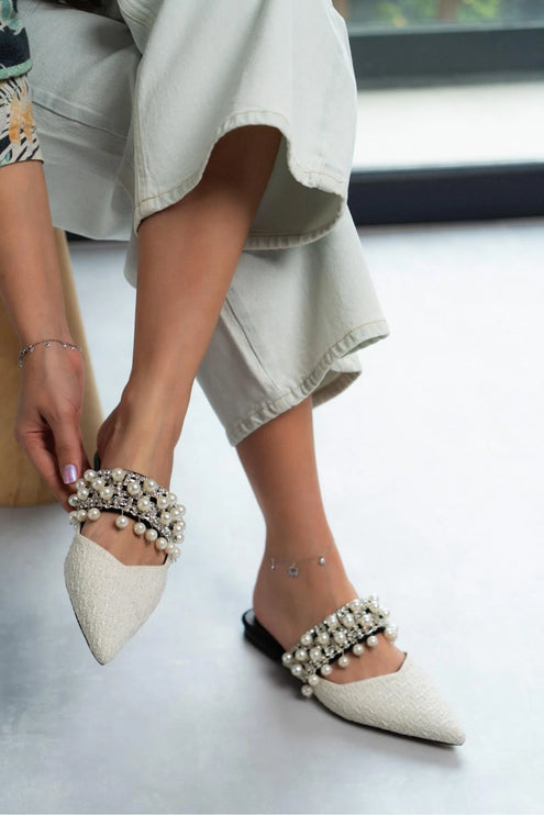 Fomax White Kilim Pearl Detail Women's Slippers