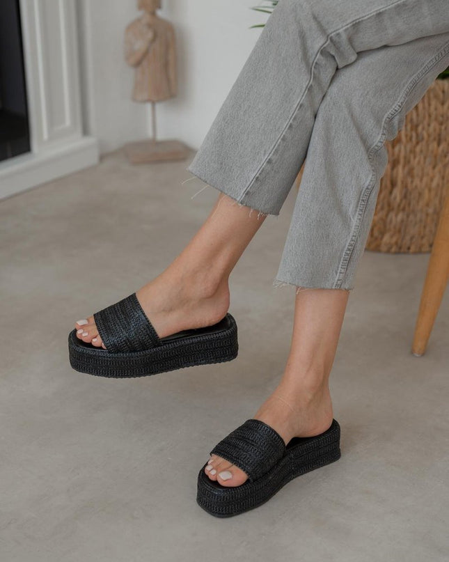 Harper Black Straw Slippers -972