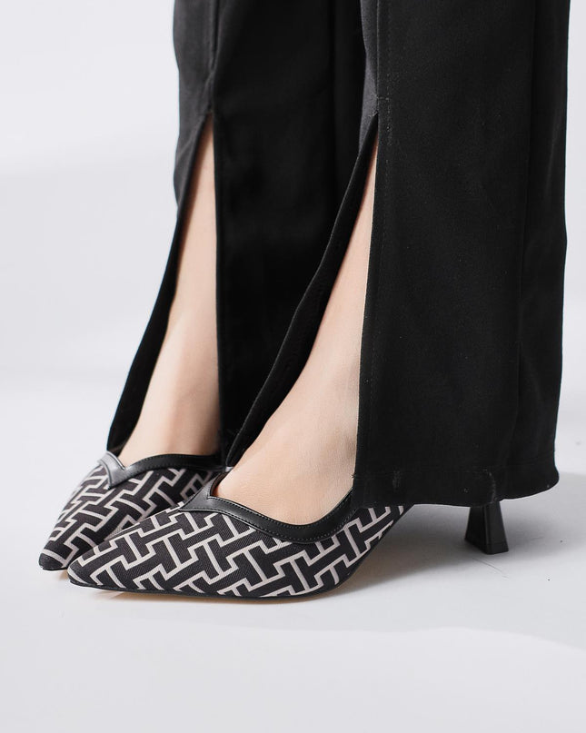 Lottis Blue Geometric Patterned Pointed Toe Heeled Shoes ║1030