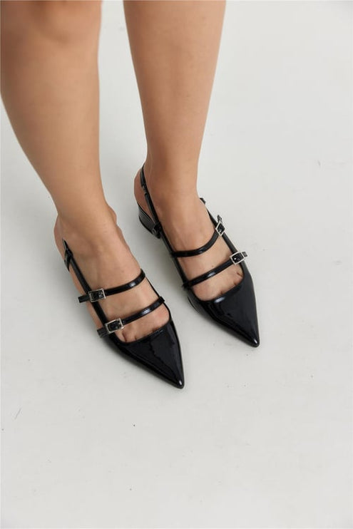حذاء باليرينا نسائي من Luts جلد أسود لامع F81