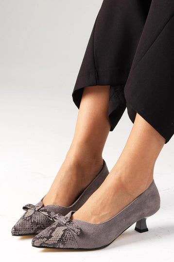 Gray Color Low Heeled Shoes 123║