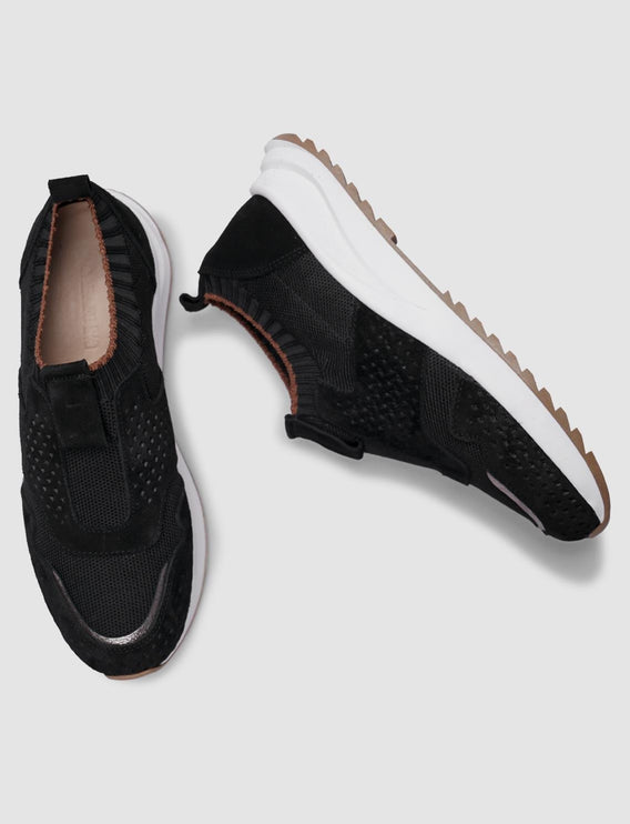 حذاء رياضي نسائي محبوك باللون الأسود مطاط H05